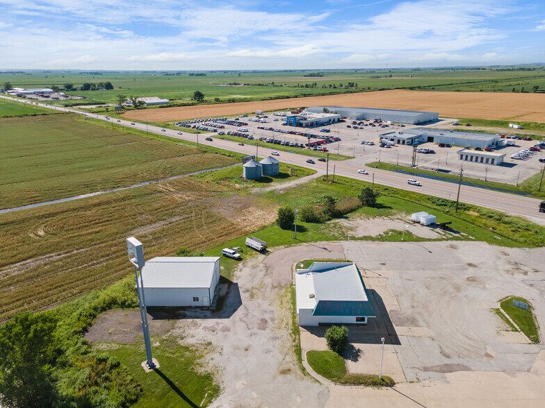 More Photos Of 3153 Joliet Ave, Missouri Valley Convenience Store For Sale