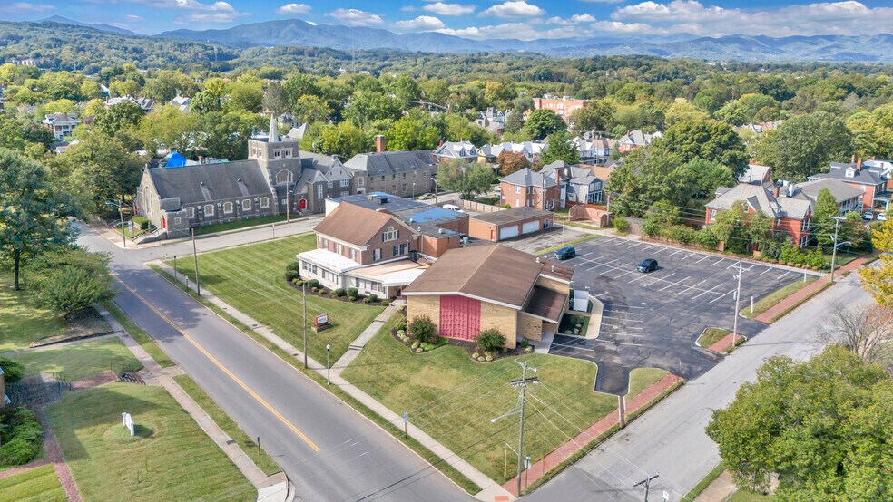 More Photos Of 1001 Franklin Ave SW, Roanoke Funeral Home For Sale