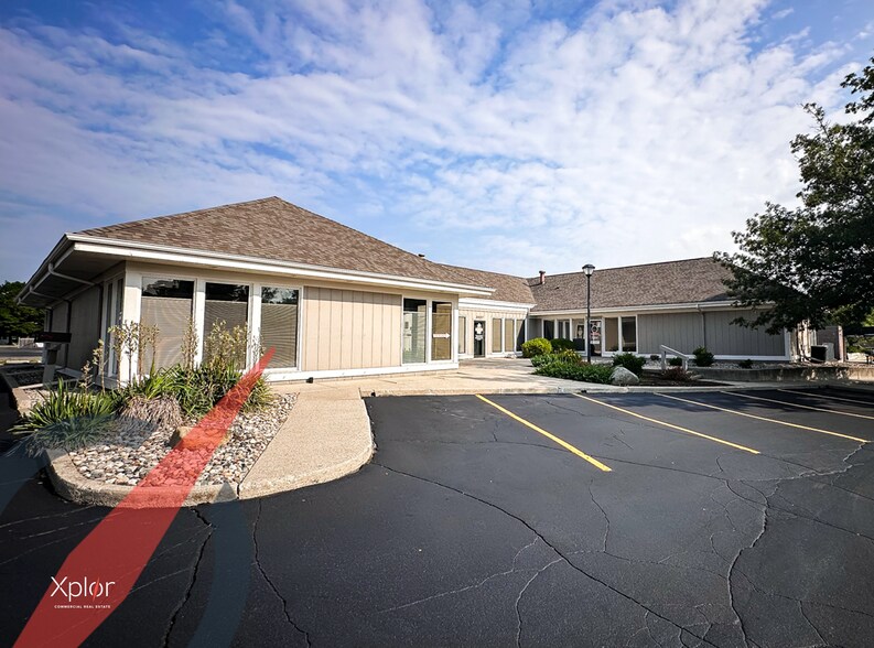 Primary Photo Of 6001 Bluffton Rd, Fort Wayne Unknown For Lease