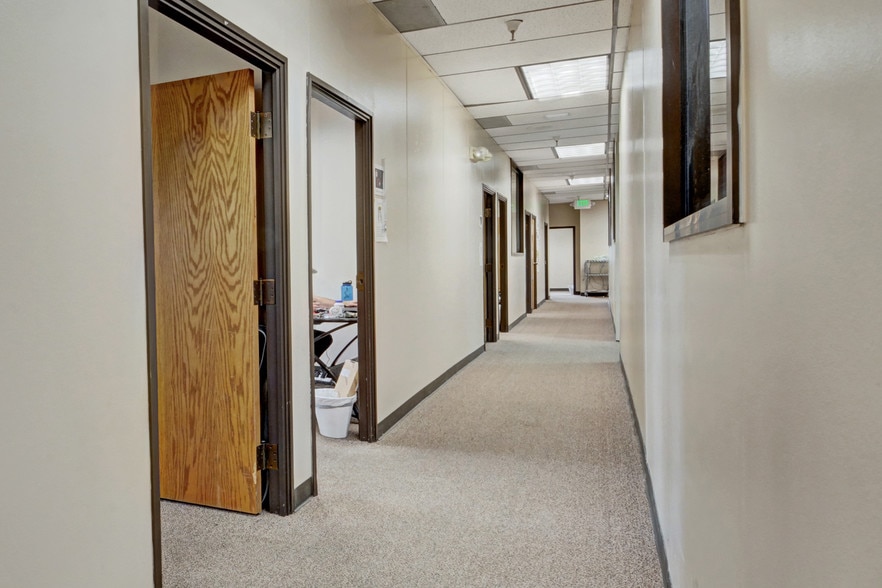 More Photos Of 5485 Conestoga Ct, Boulder Office For Lease