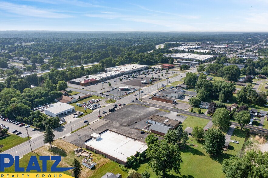 More Photos Of 5780 South Ave, Youngstown Supermarket For Sale