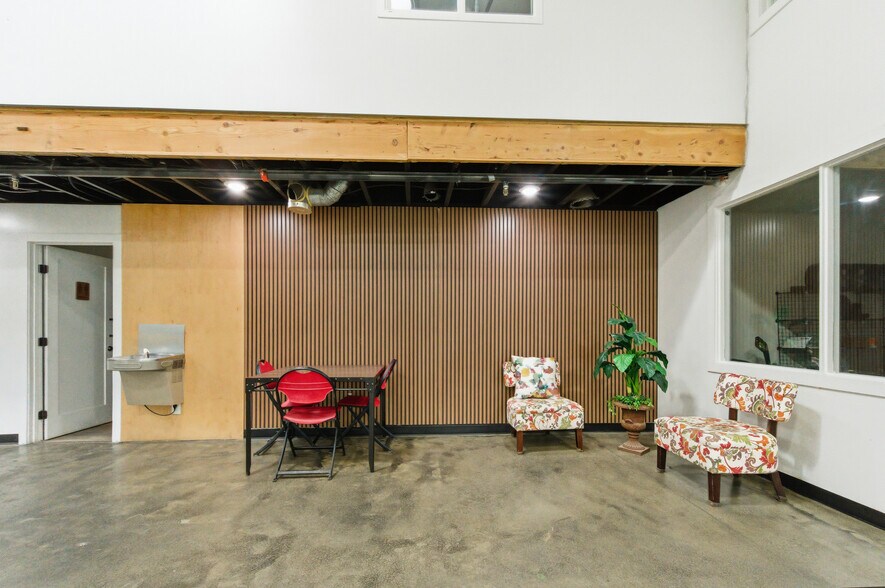 More Photos Of 1657 N State St, Lehi Coworking Space