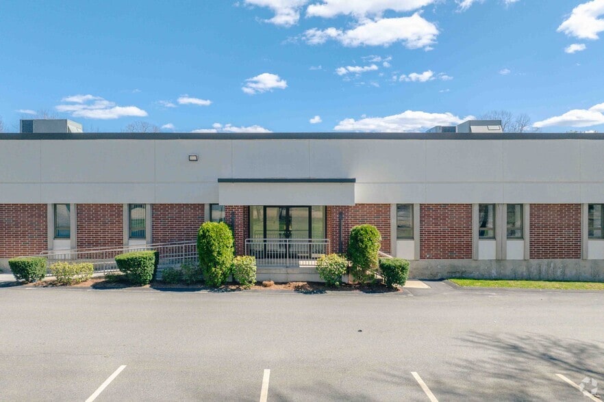 Primary Photo Of 755 Middlesex Tpke, Billerica Light Manufacturing For Lease