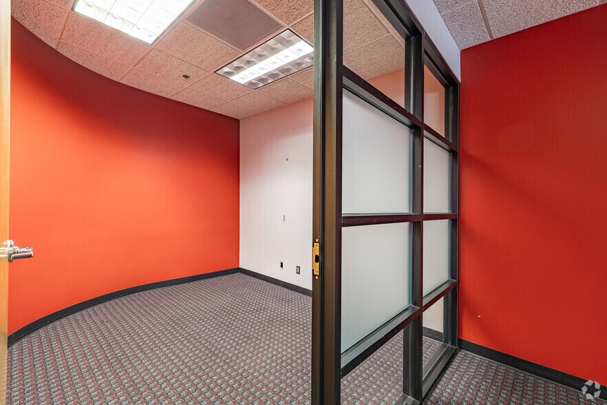 More Photos Of 100 Valley Rd, Mount Arlington Unknown For Lease