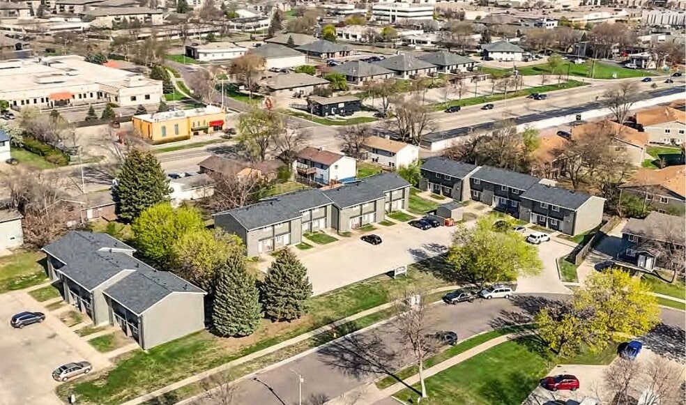 Primary Photo Of 4617 S Baha Ave, Sioux Falls Apartments For Sale