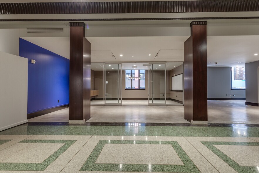 More Photos Of 300 N Broadway, Saint Louis Apartments For Sale