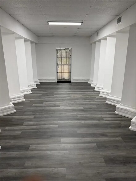 Primary Photo Of 2219 Evans Ave, Fort Worth Freestanding For Lease