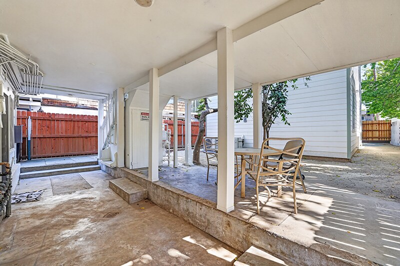 More Photos Of 2423 L St, Sacramento Apartments For Sale