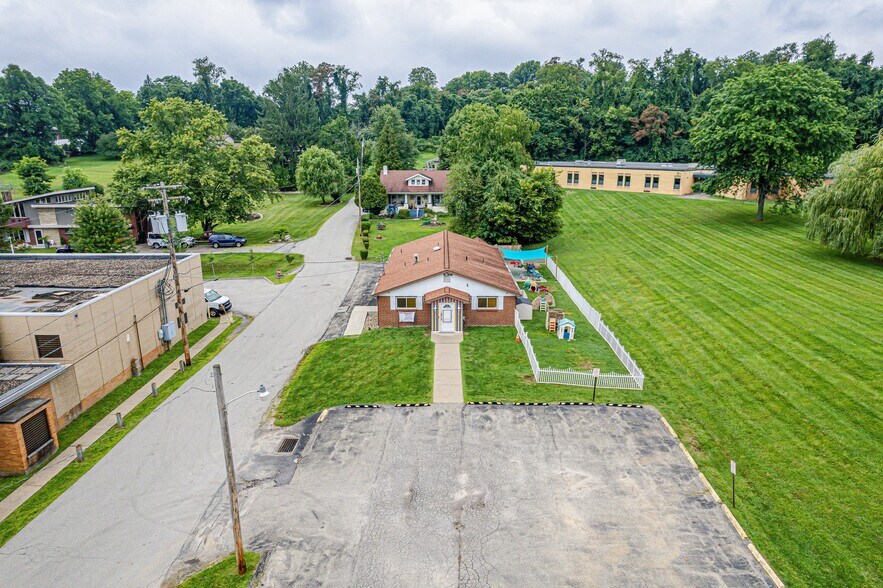 More Photos Of 2420 Greenock Buena Vista Rd, Mckeesport Daycare Center For Sale