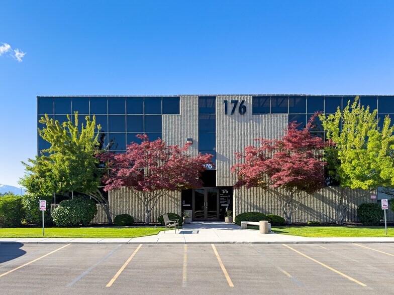 More Photos Of 176 N 2200 W, Salt Lake City Office For Sale