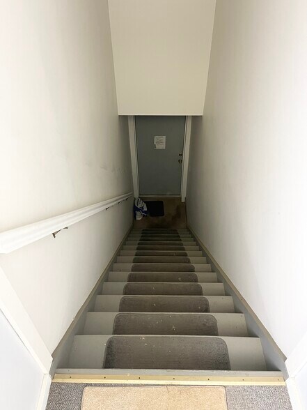 More Photos Of 377 Main St, Center Moriches Storefront Retail Office For Sale