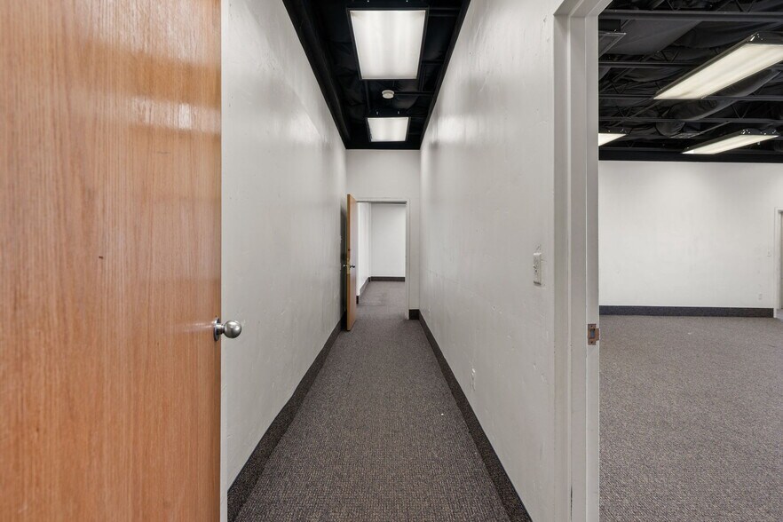 More Photos Of 120 E Altamira Dr, Cedar City Office Residential For Lease