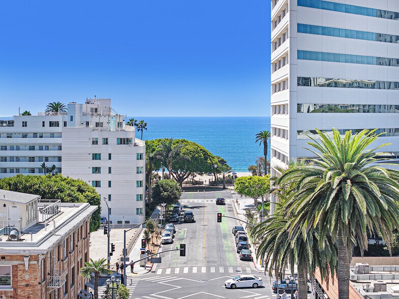 More Photos Of 219-231 Arizona Ave, Santa Monica Loft Creative Space For Lease