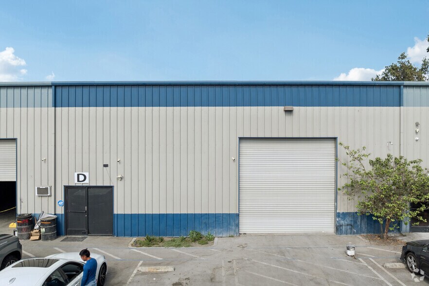 More Photos Of 15750 Arrow Hwy, Fontana Manufacturing For Lease
