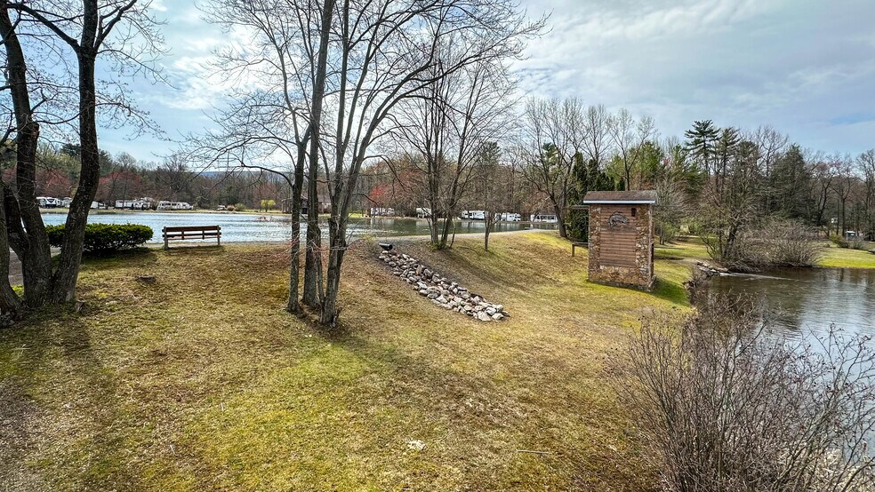 More Photos Of 63 Blue Mountain rd, Schuylkill Haven Trailer Camper Park For Sale