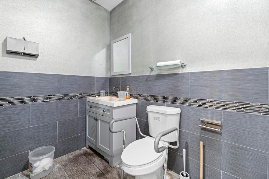 More Photos Of 1800-1806 Flatbush Ave, Brooklyn Storefront Retail Residential For Sale