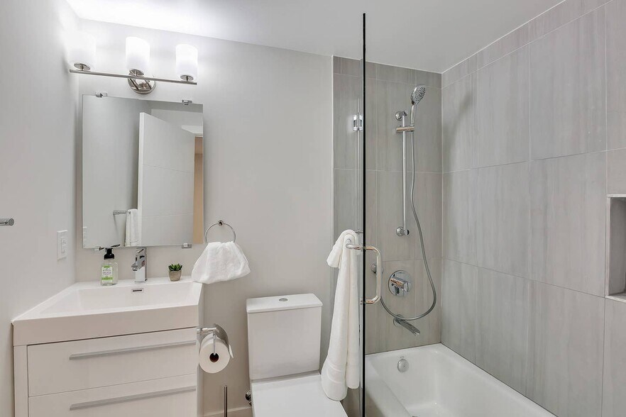 More Photos Of 1454 S Van Ness Ave, San Francisco Apartments For Sale