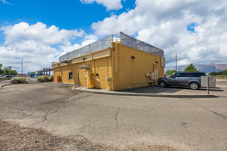 More Photos Of 1041 Highway 6 And 50, Fruita Fast Food For Sale
