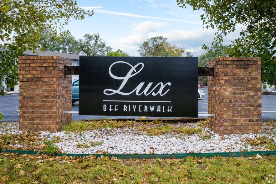 More Photos Of 425 W Taft St, Wichita Apartments For Sale