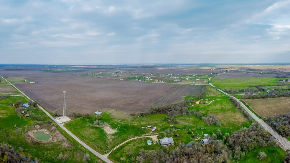 More Photos Of 16675 FM 1660, Taylor Land For Sale