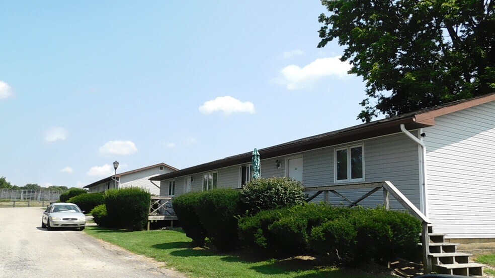 More Photos Of 10 Campbell Ct, Salem Apartments For Sale