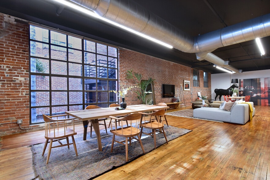 More Photos Of 500-530 Molino St, Los Angeles Office For Sale
