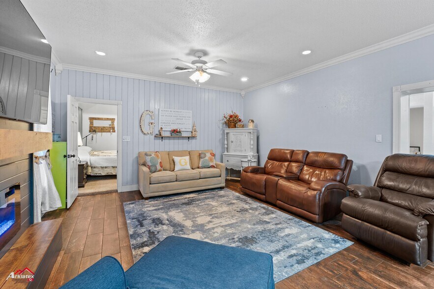 More Photos Of 159 Lonesome Pine Rd, Longview Lodge Meeting Hall For Sale