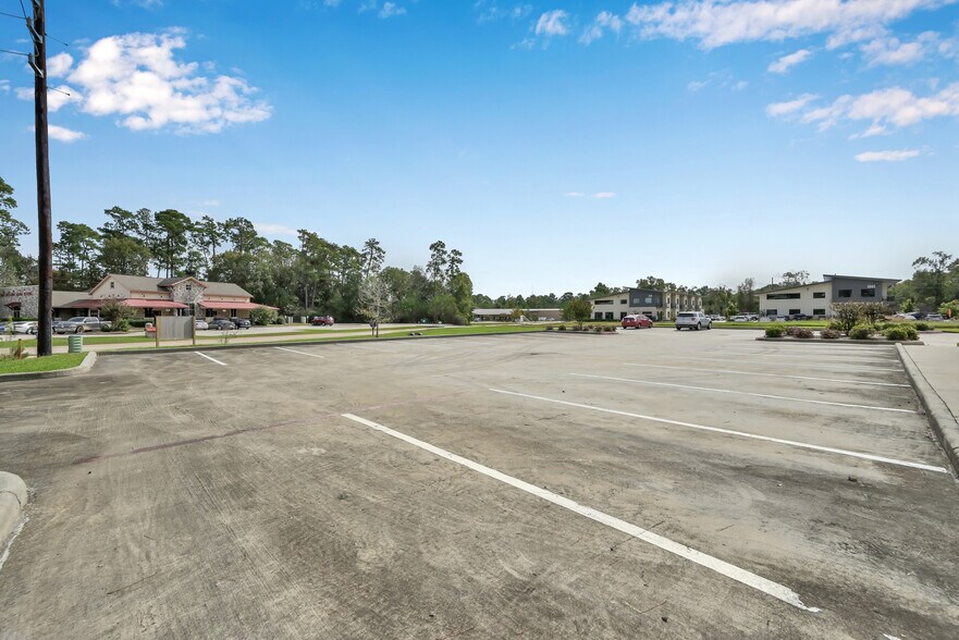 More Photos Of 1126 Rayford Rd, Spring Medical For Sale