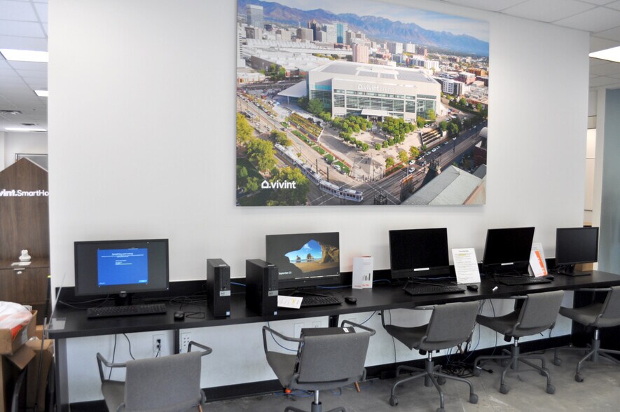 More Photos Of 12682-12690 Telecom Dr, Tampa Office For Sale