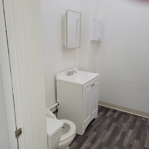 More Photos Of 3200-3296 Chichester Ave, Marcus Hook Unknown For Lease