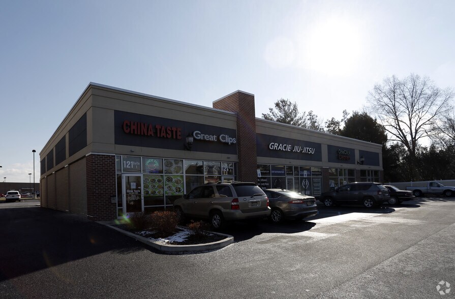 More Photos Of 121-129 N Main St, Camden Storefront Retail Office For Lease