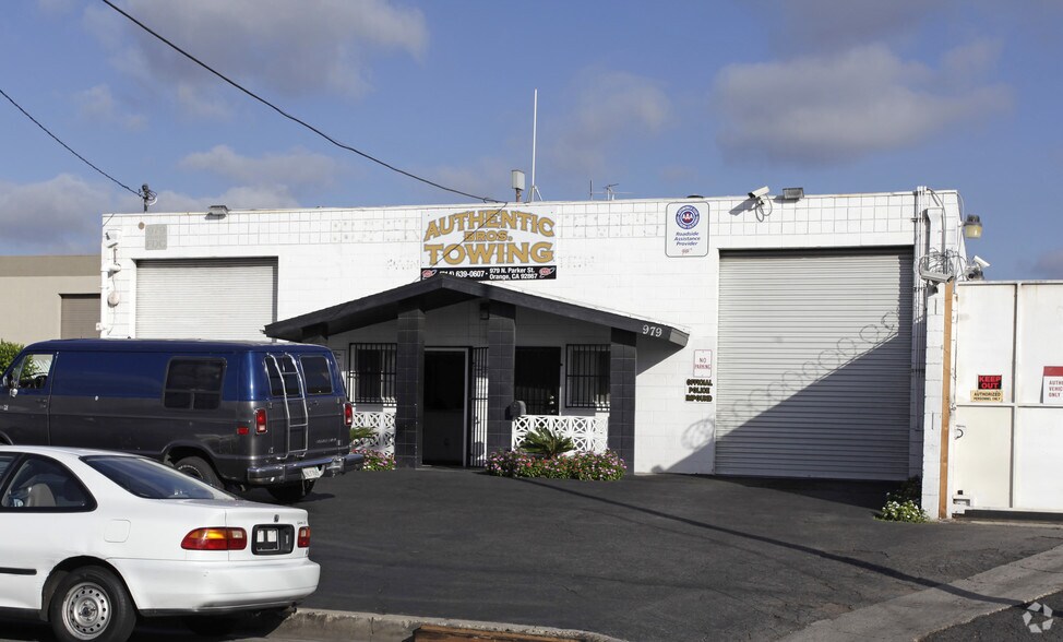 More Photos Of 981 N Parker St, Orange Warehouse For Sale