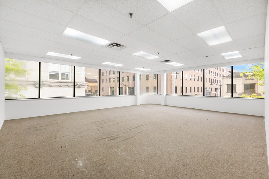 More Photos Of 200 Washington St, Newark Medical For Lease