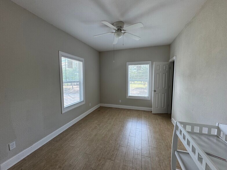 More Photos Of 3720 Sockwell Blvd, Greenville Apartments For Sale