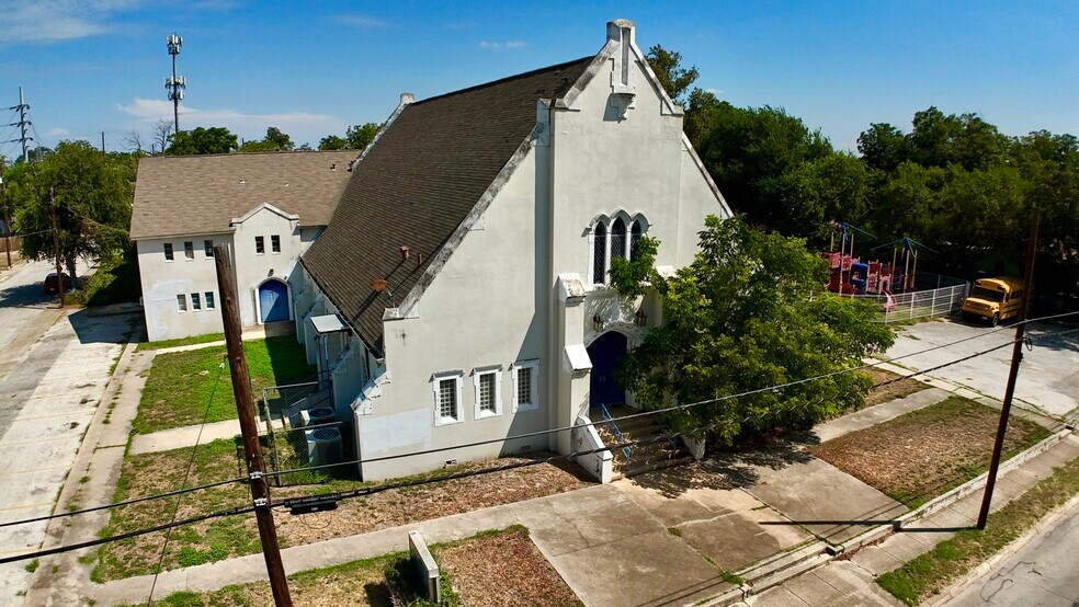 Primary Photo Of 507 E Mayfield Blvd, San Antonio Religious Facility For Sale