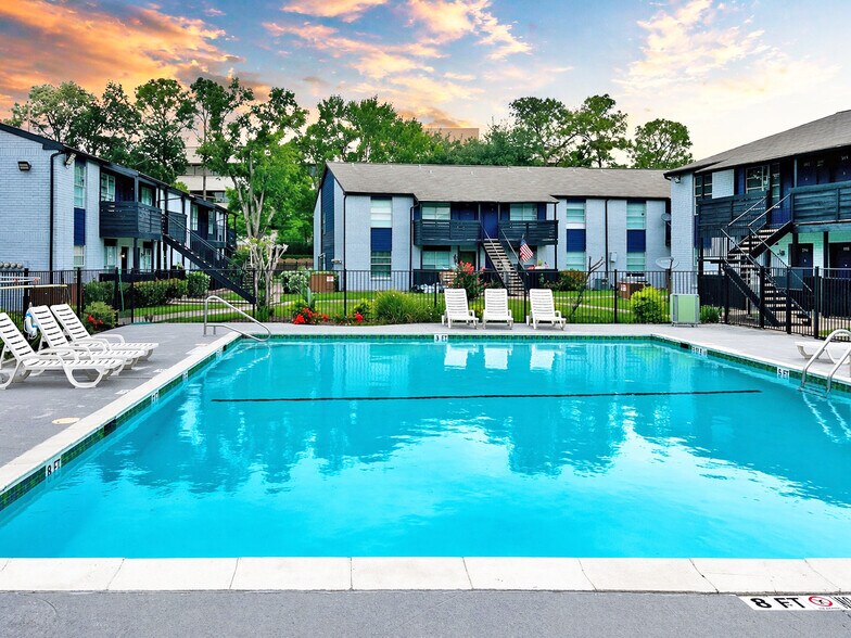 More Photos Of , Houston Multifamily For Sale
