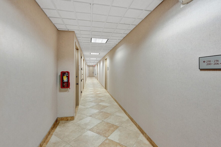 More Photos Of 4491 S State Road 7, Davie Office For Lease