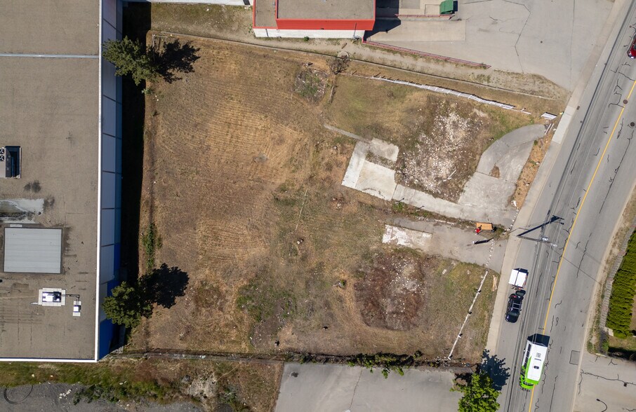 More Photos Of 184-196 Warren Av E, Penticton Land For Sale