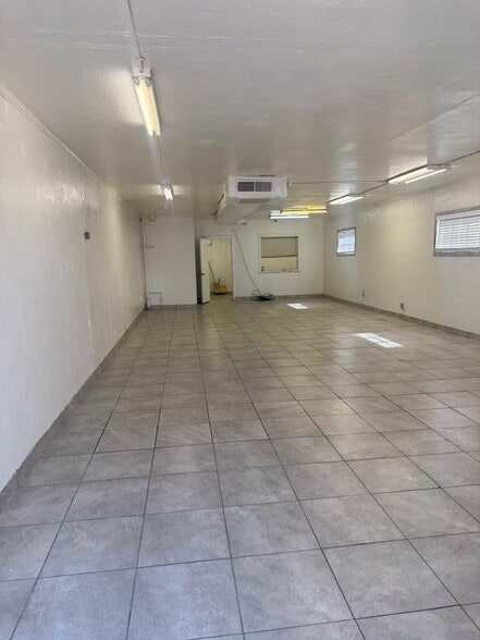 More Photos Of 929-931 E Indian School Rd, Phoenix Freestanding For Lease