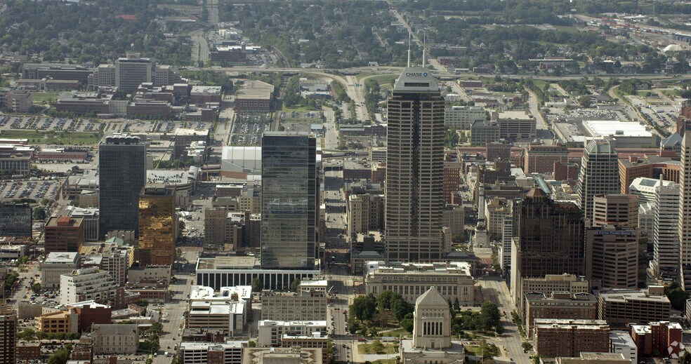 More Photos Of 120 Monument Cir, Indianapolis Office For Lease