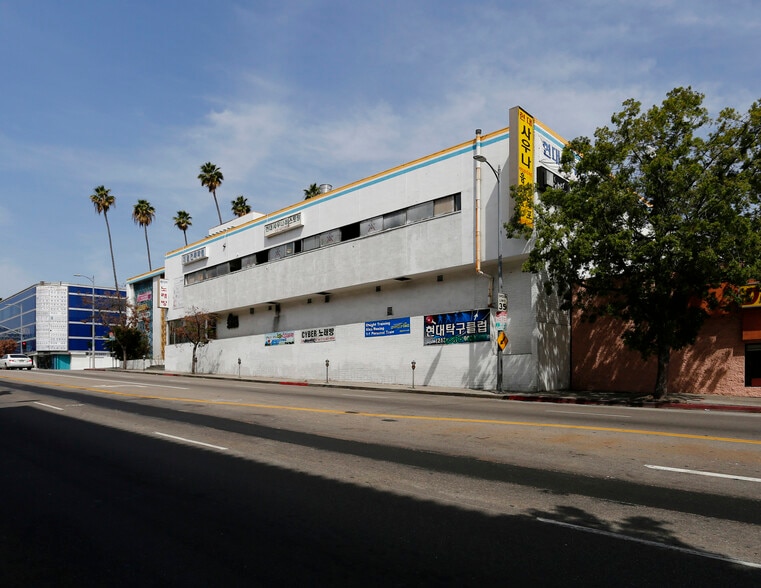 More Photos Of 3625 W 6th St, Los Angeles Office For Sale
