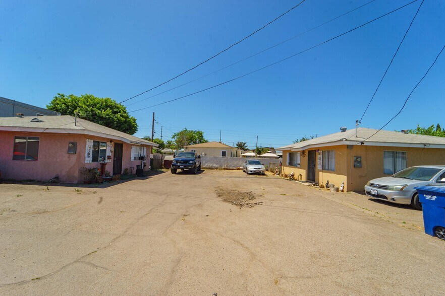 More Photos Of 2508-2512 F Ave, National City Apartments For Sale