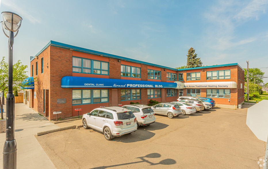 Primary Photo Of 11666 95th St NW, Edmonton Office For Sale