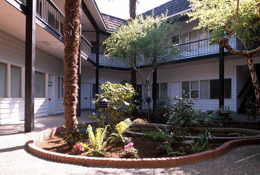 More Photos Of 23-61 Avenida de Orinda, Orinda Office For Lease