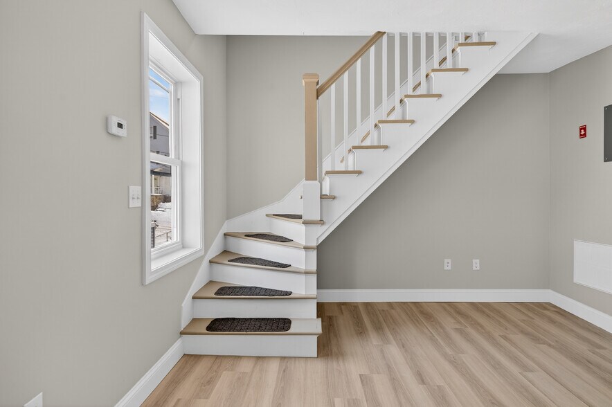 More Photos Of 165 Grant St, Fall River Apartments For Sale