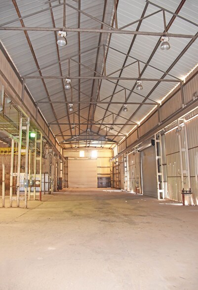 More Photos Of 5308 Andrews Hwy, Odessa Light Manufacturing For Sale