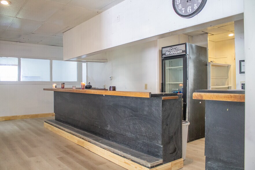 More Photos Of 2303 Mecklenburg Rd, Ithaca Sports And Entertainment For Sale