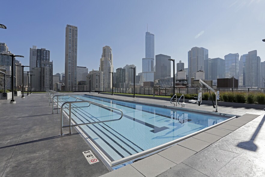 More Photos Of 637-643 N Wells St, Chicago Apartments For Lease