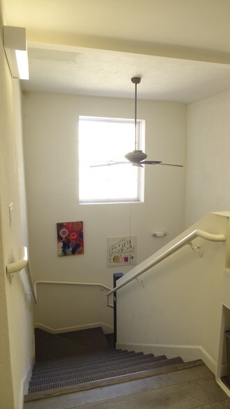 More Photos Of 434 E Main St, Ventura Storefront For Lease