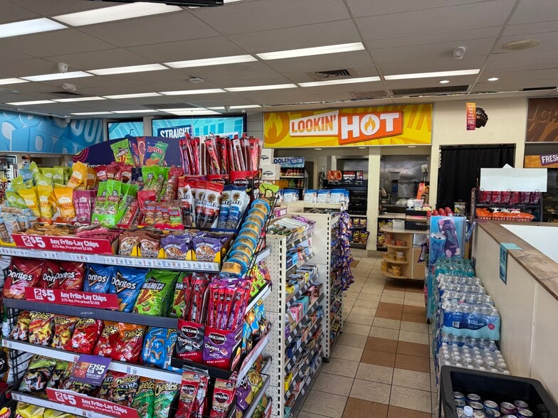 More Photos Of 551 N Lamb Blvd, Las Vegas Service Station For Sale